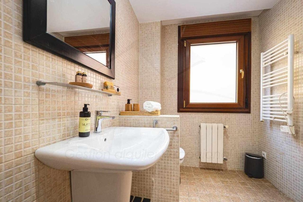 Ave Maria Apartment Gijon